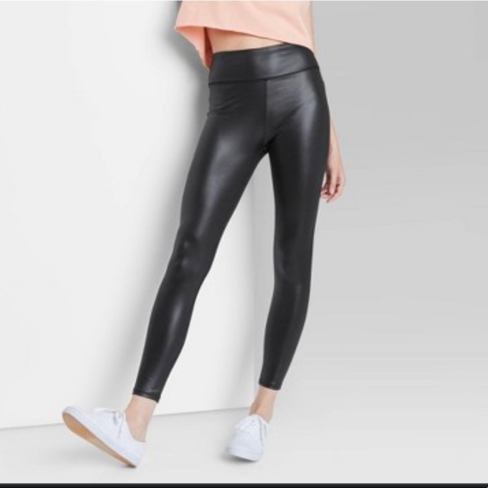 Leather leggings